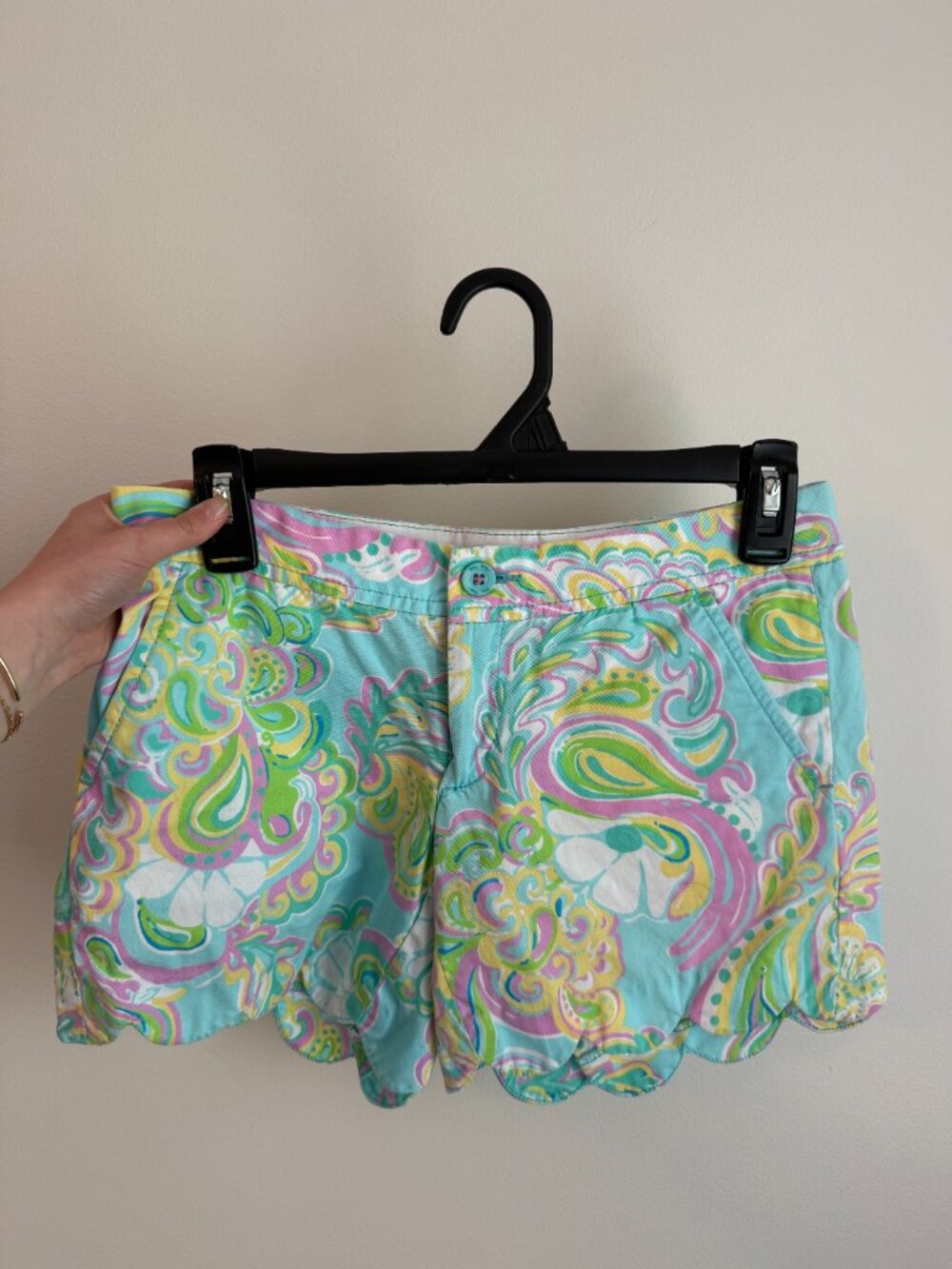 Lilly Pulitzer Junior's The Buttercup Short, size 00